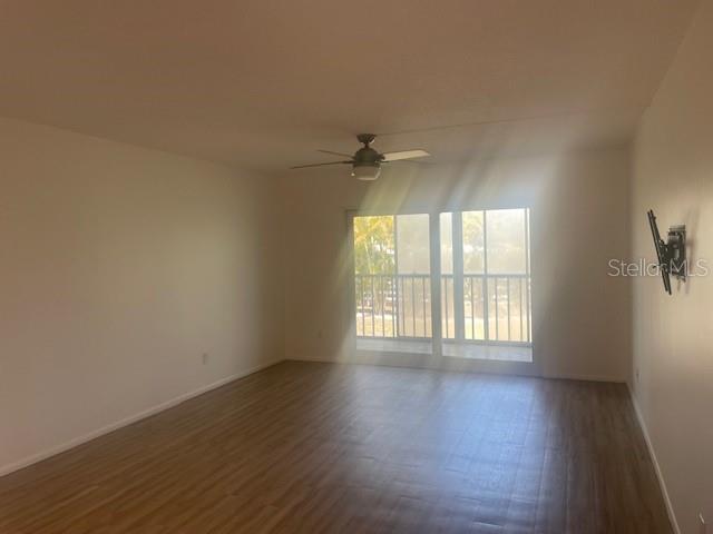 Image 7 of 18 For 1540 Glen Oaks Drive E B222