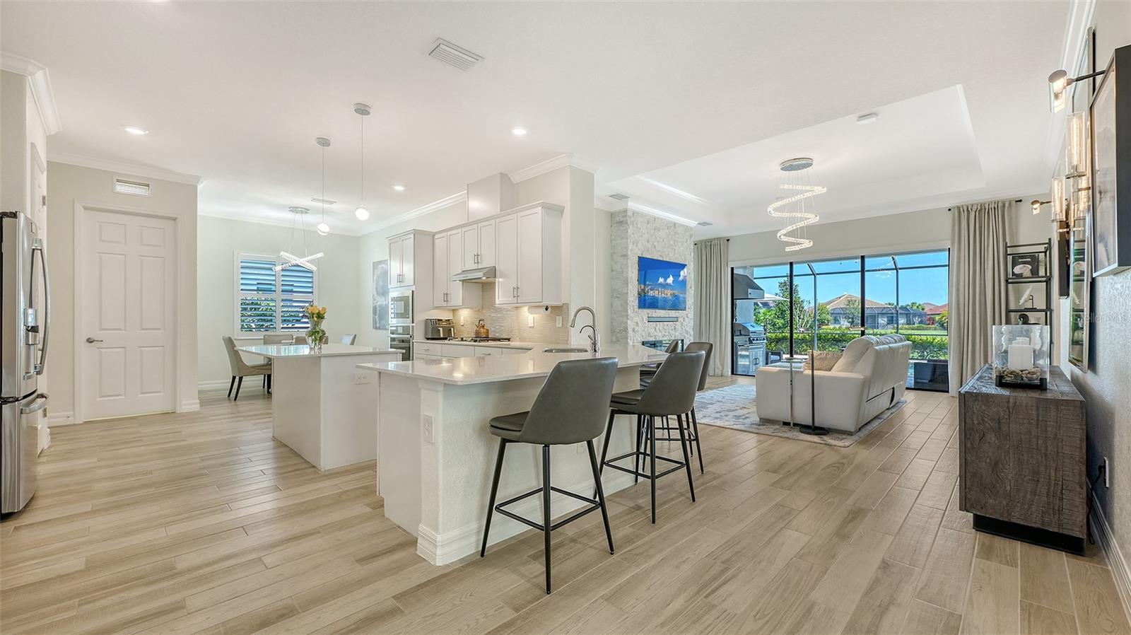 Image 10 of 76 For 15719 Seaton Place