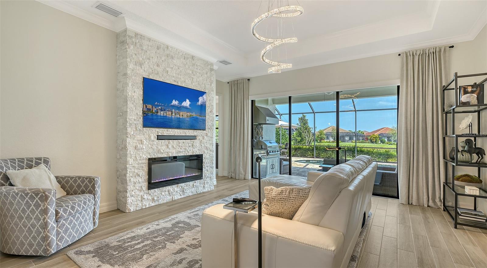 Image 11 of 76 For 15719 Seaton Place