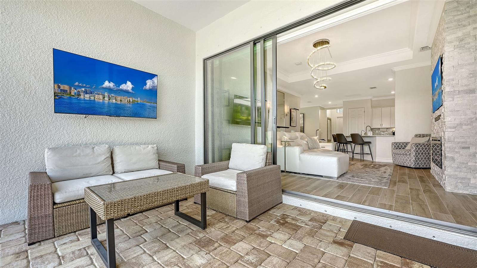 Image 19 of 76 For 15719 Seaton Place