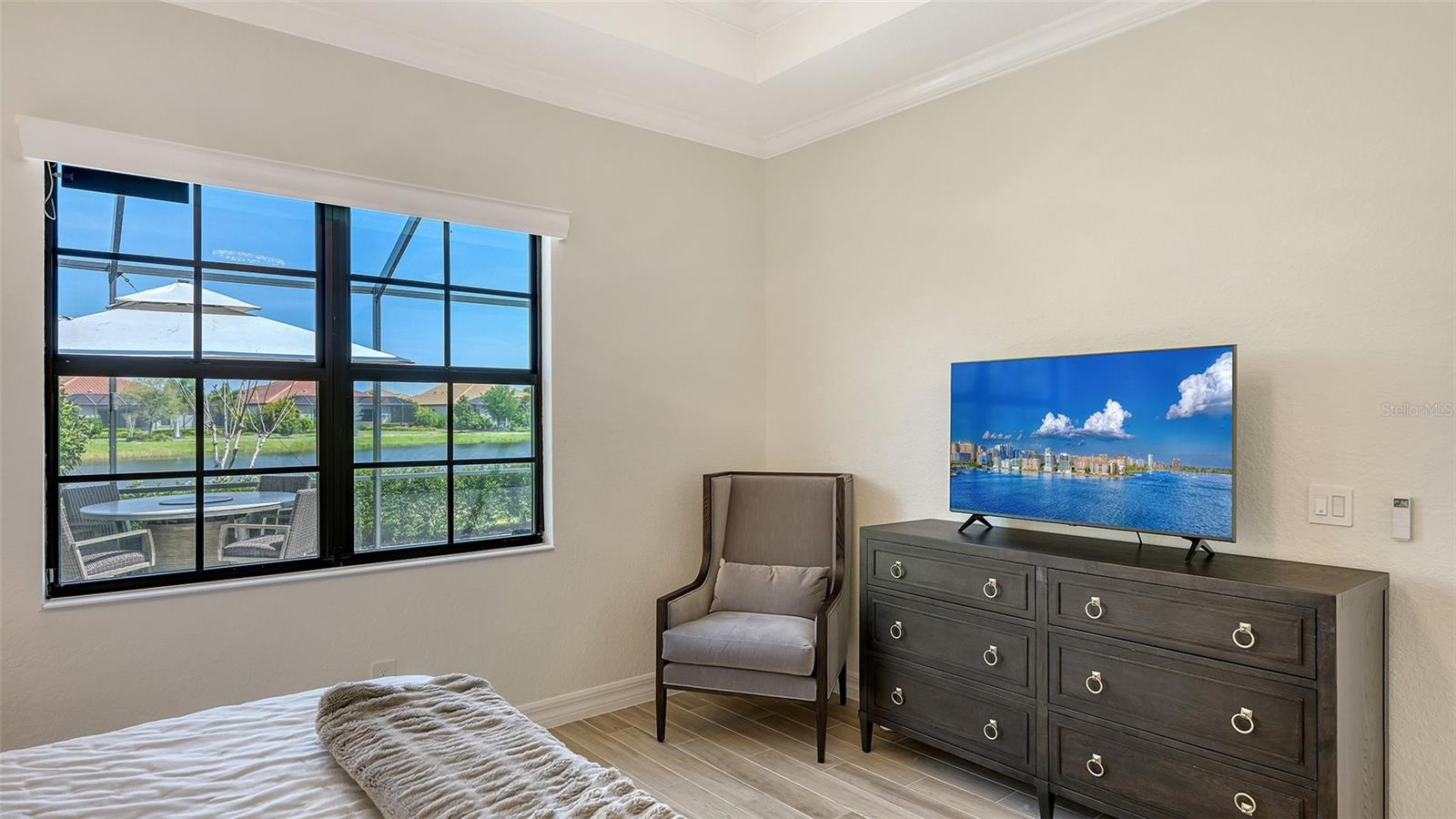 Image 32 of 76 For 15719 Seaton Place