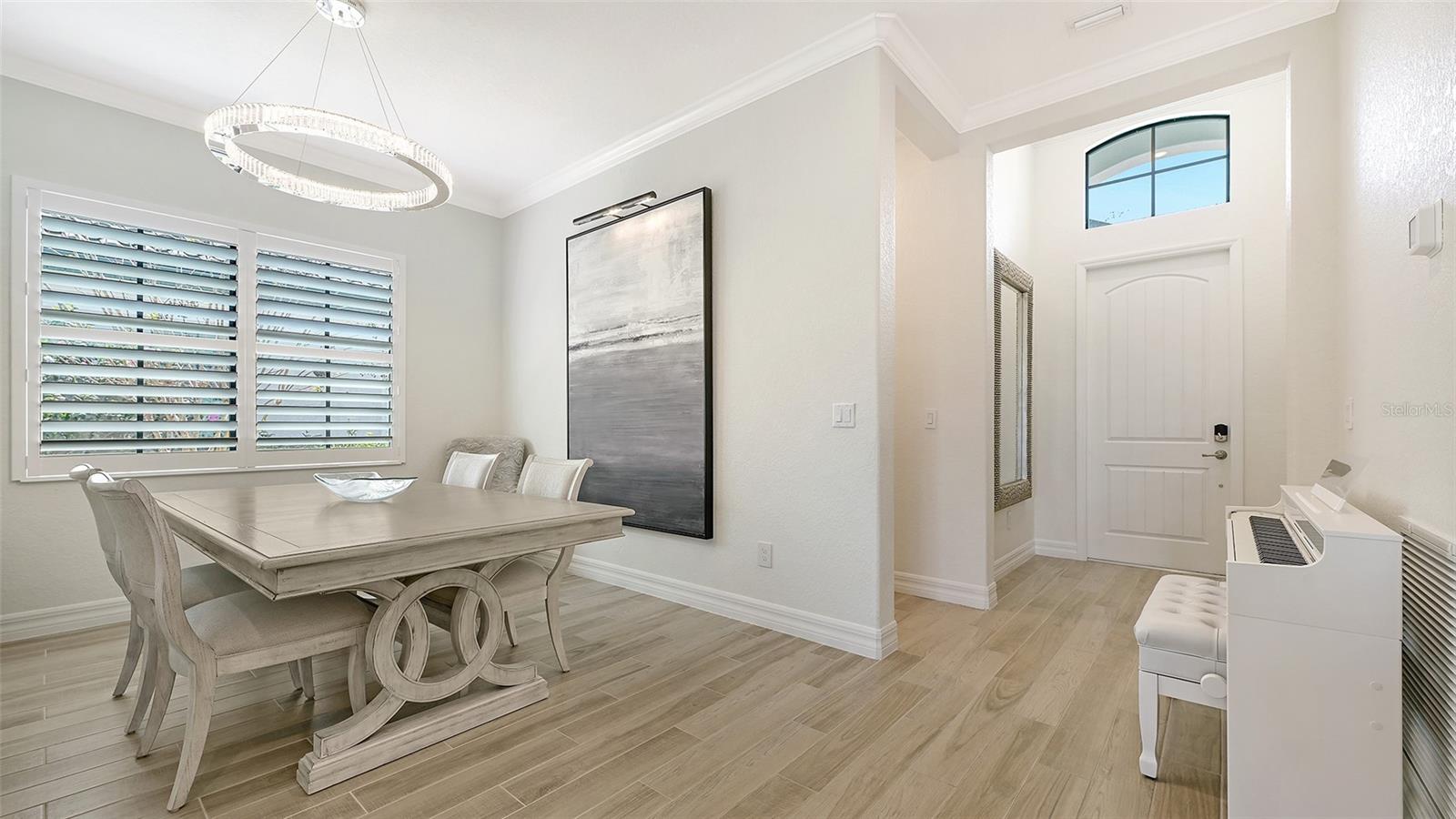 Image 8 of 76 For 15719 Seaton Place