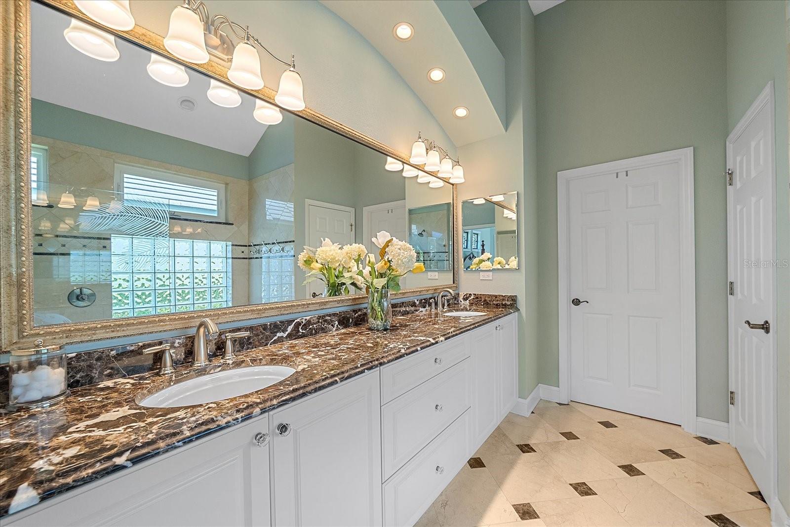 Image 26 of 40 For 7825 Troon Court