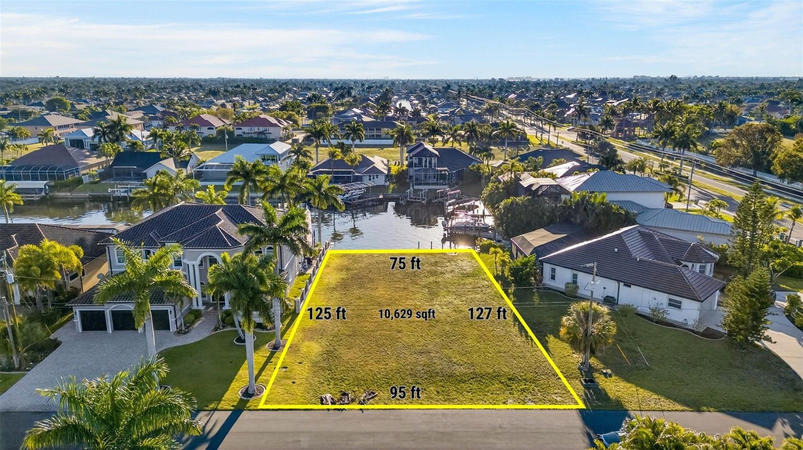 Image 4 of 18 For 5423 17th Avenue