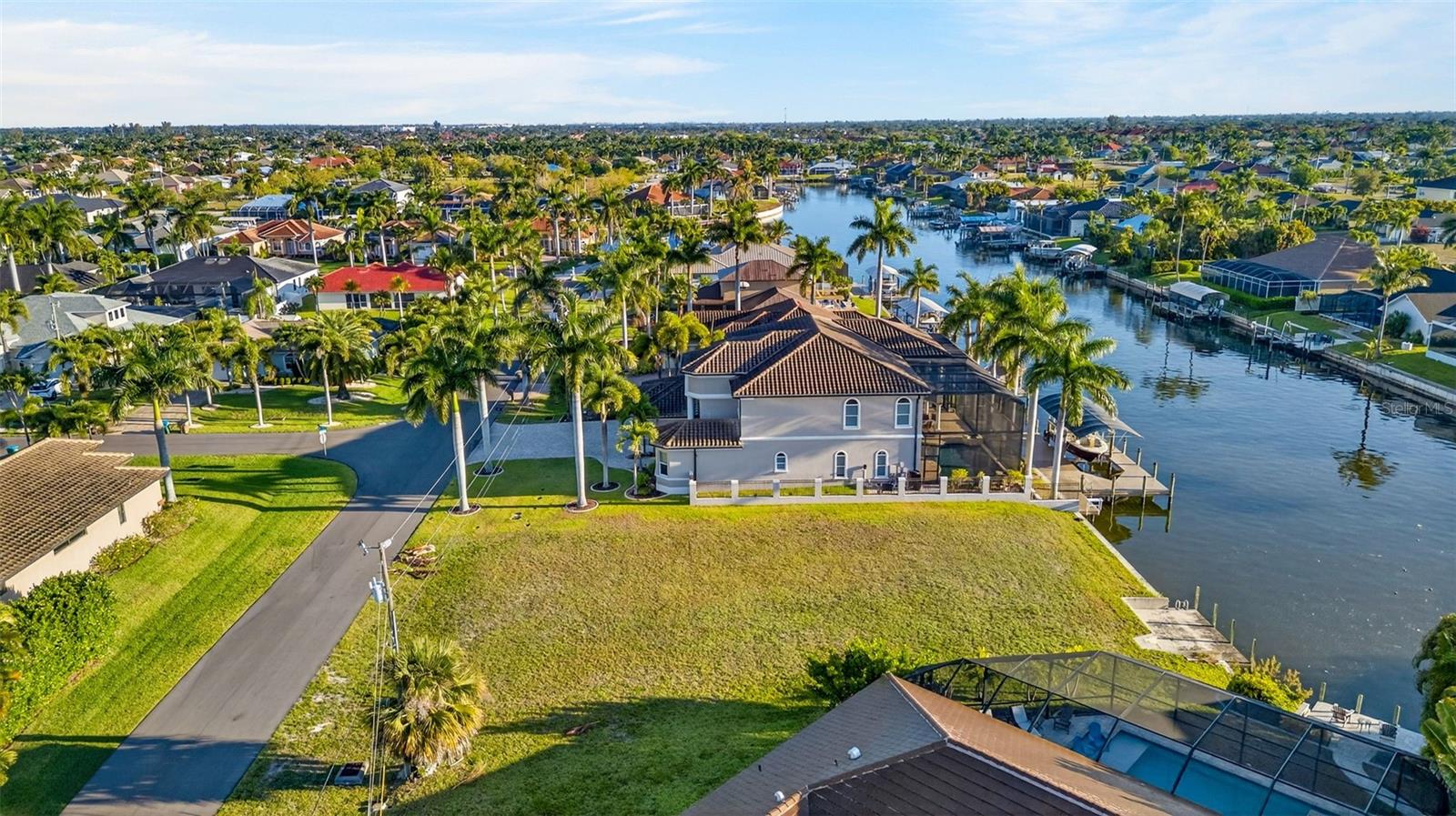 Image 6 of 18 For 5423 17th Avenue