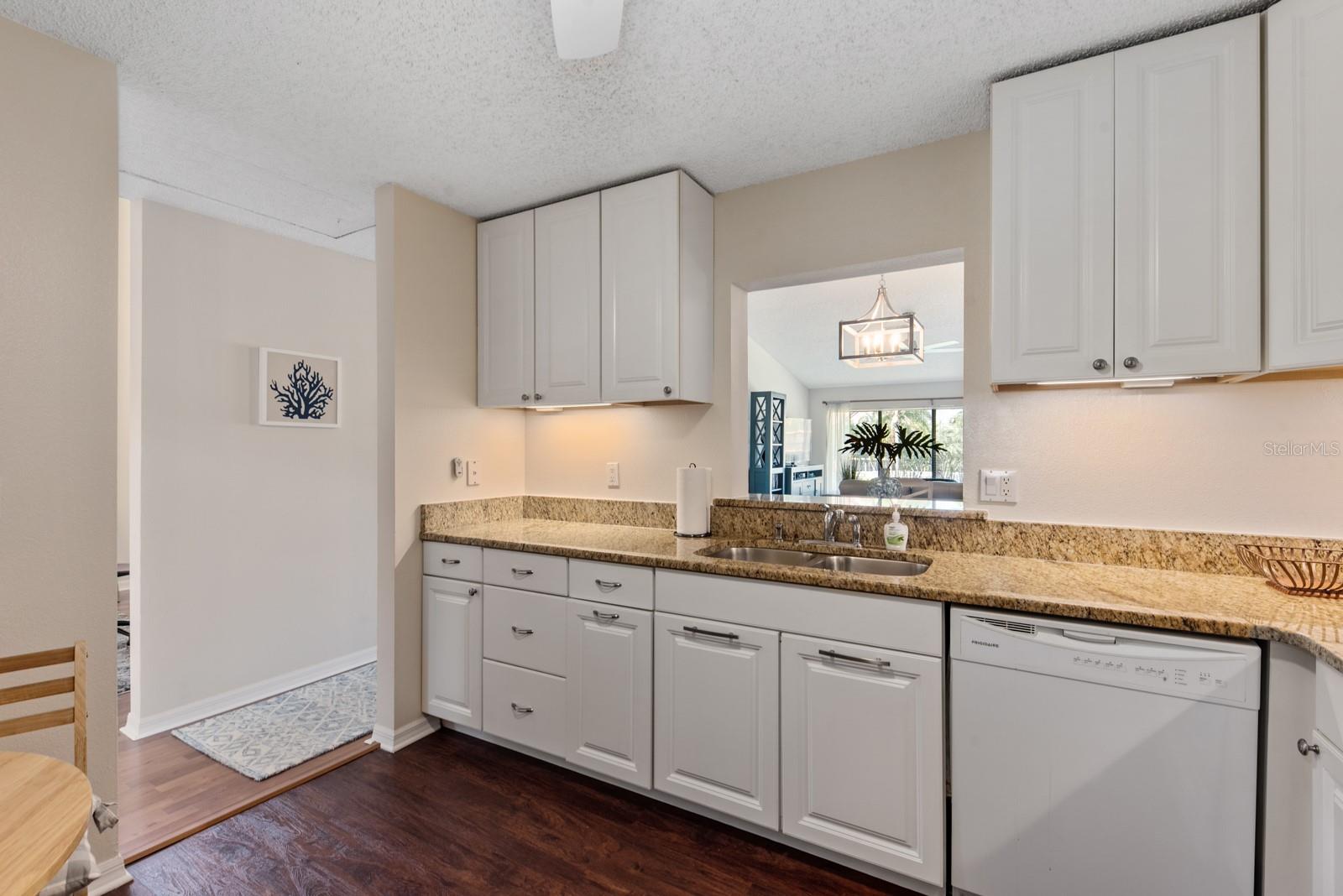 Image 14 of 35 For 5656 Ashton Lake Drive 5656