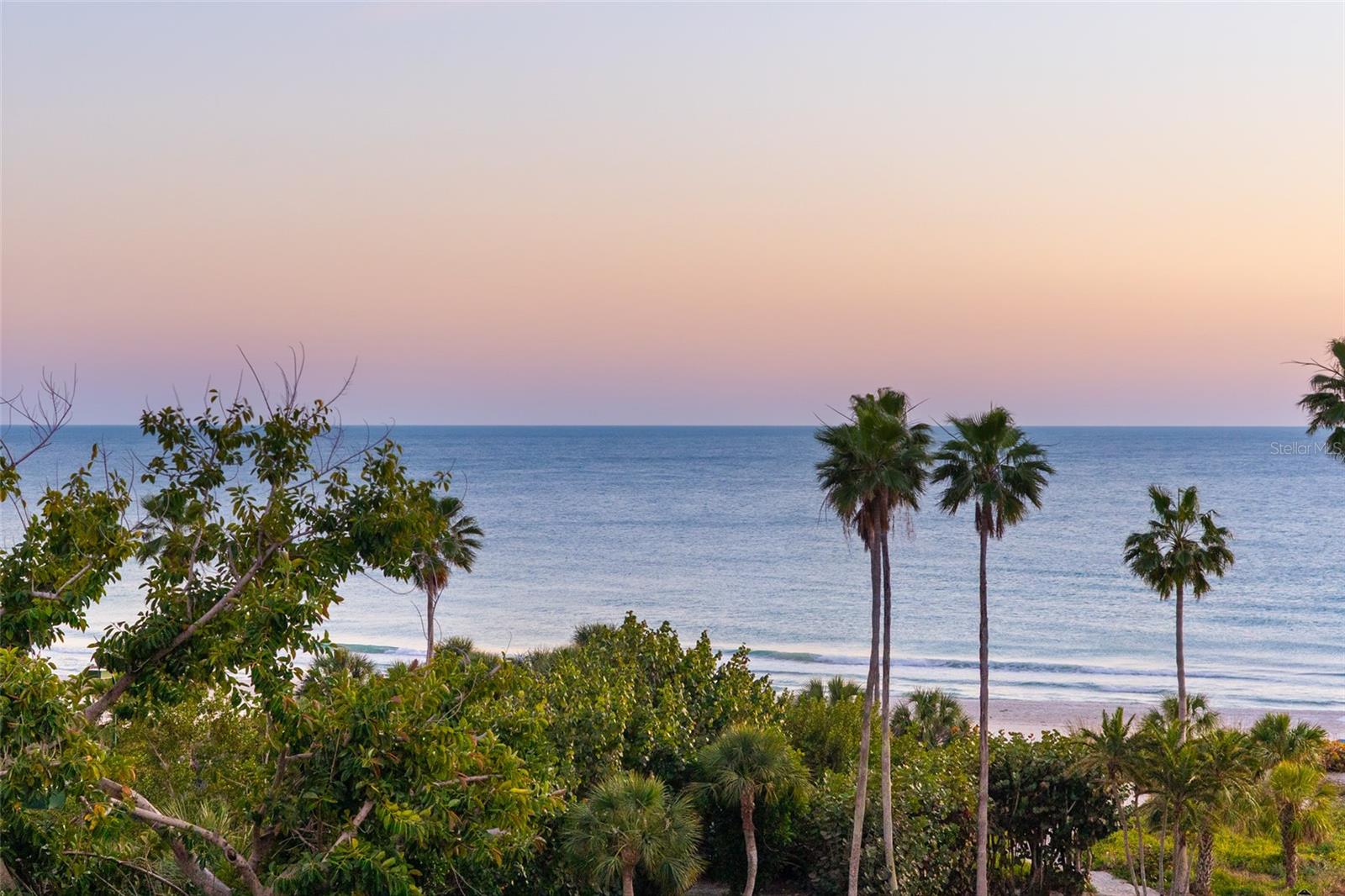 Image 15 of 72 For 1445 Gulf Of Mexico Drive 501