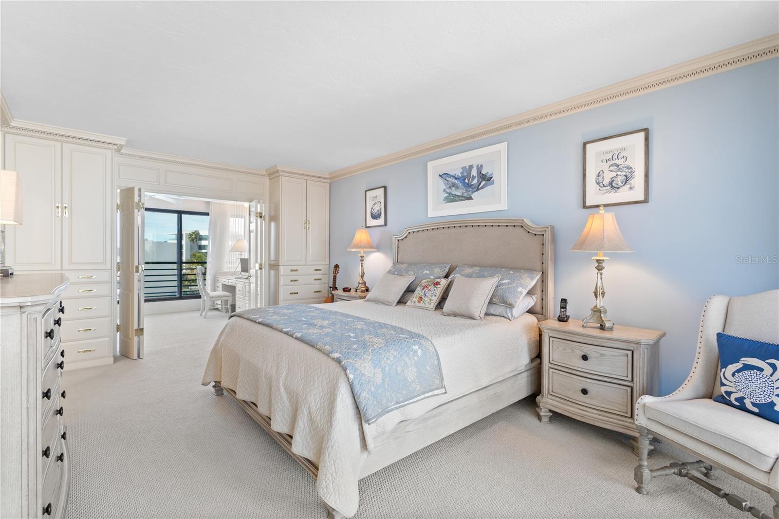 Image 32 of 72 For 1445 Gulf Of Mexico Drive 501