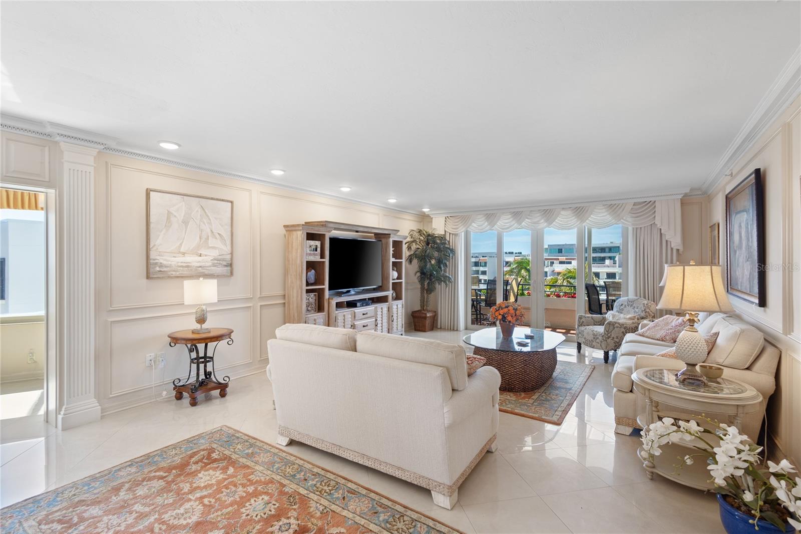 Image 4 of 72 For 1445 Gulf Of Mexico Drive 501