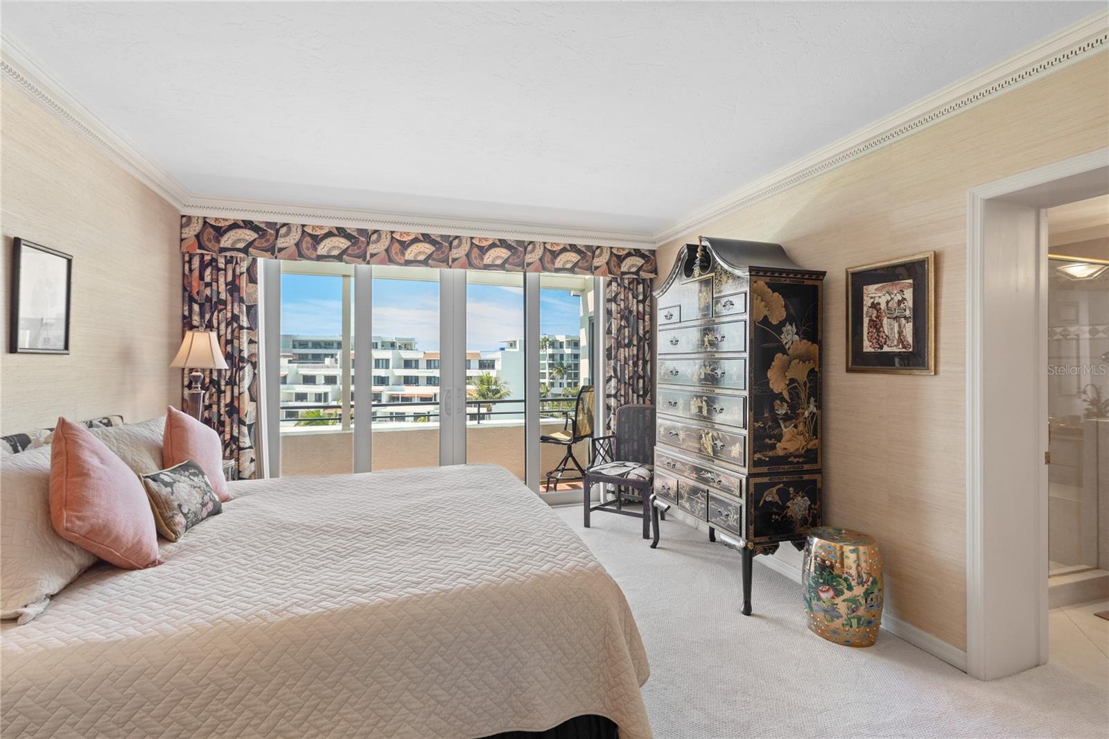 Image 40 of 72 For 1445 Gulf Of Mexico Drive 501