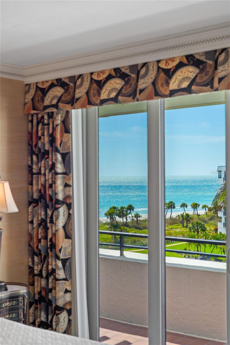 Image 43 of 72 For 1445 Gulf Of Mexico Drive 501