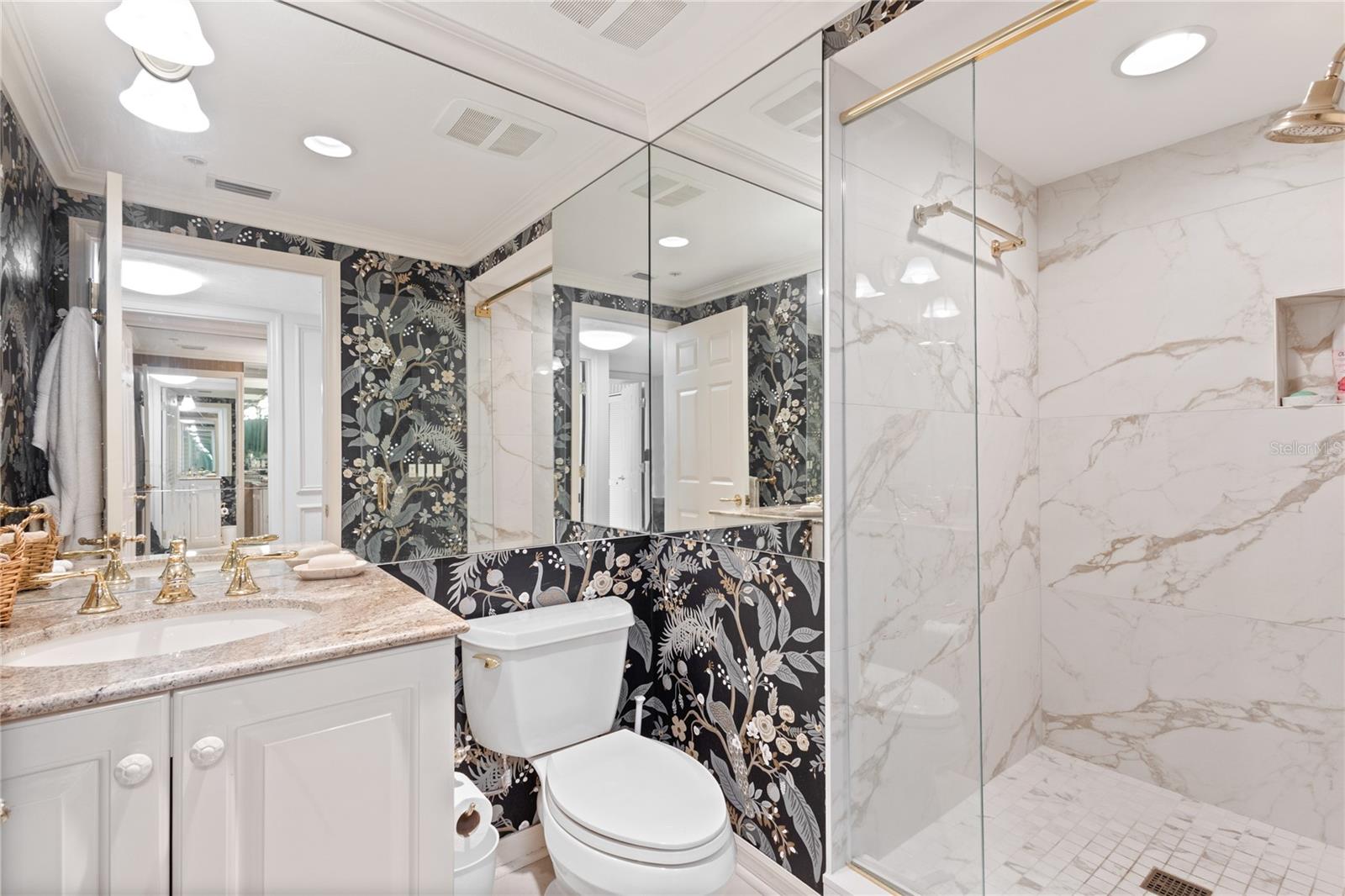 Image 47 of 72 For 1445 Gulf Of Mexico Drive 501