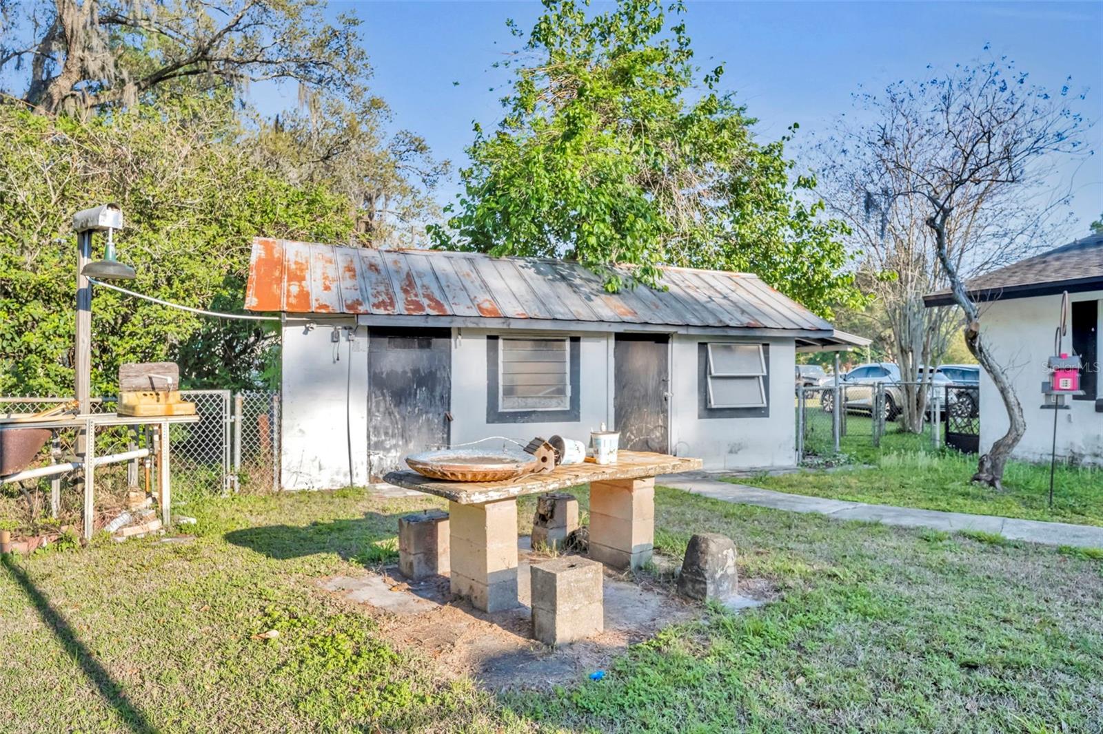 Image 15 of 16 For 613 Still Street