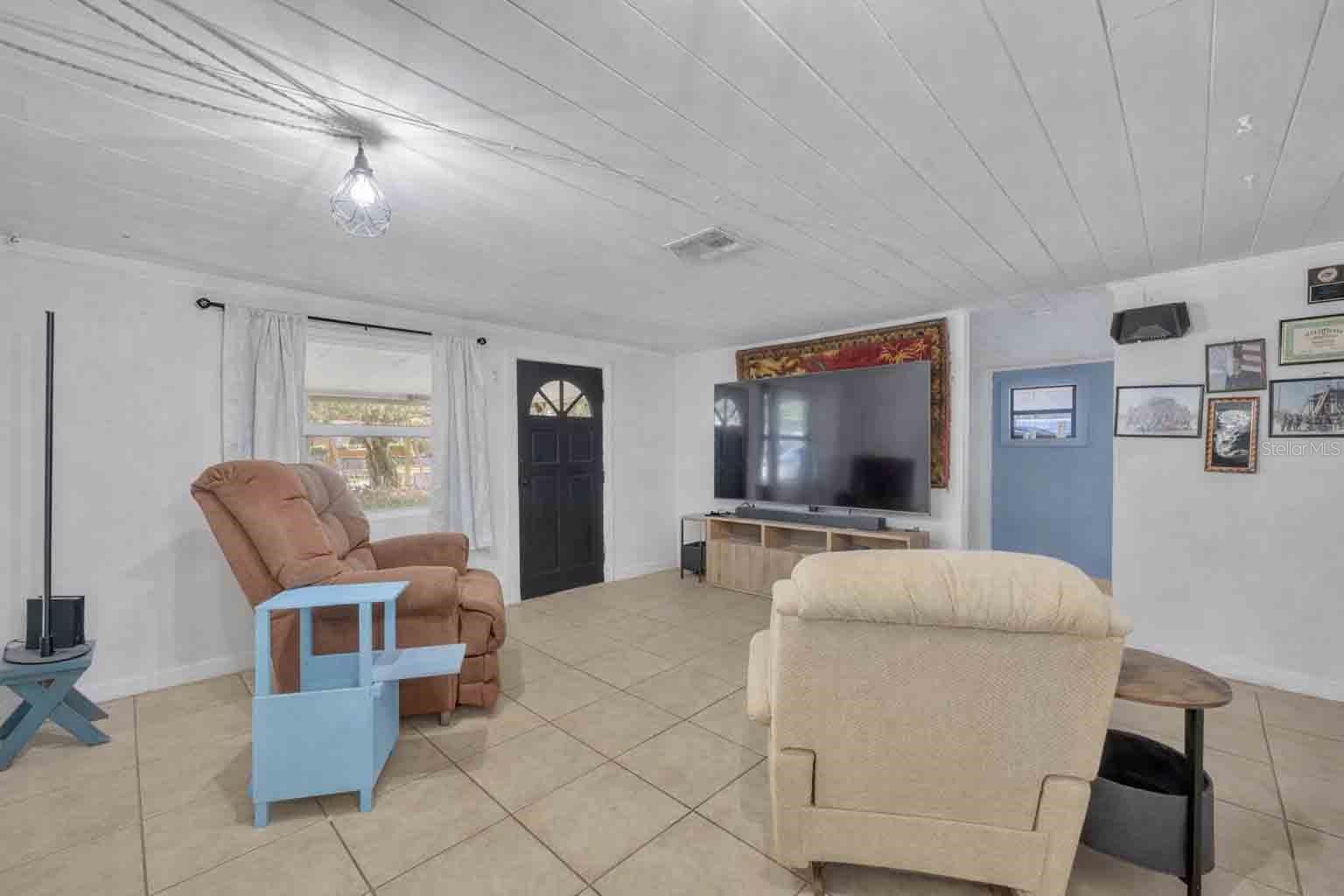 Image 8 of 16 For 613 Still Street