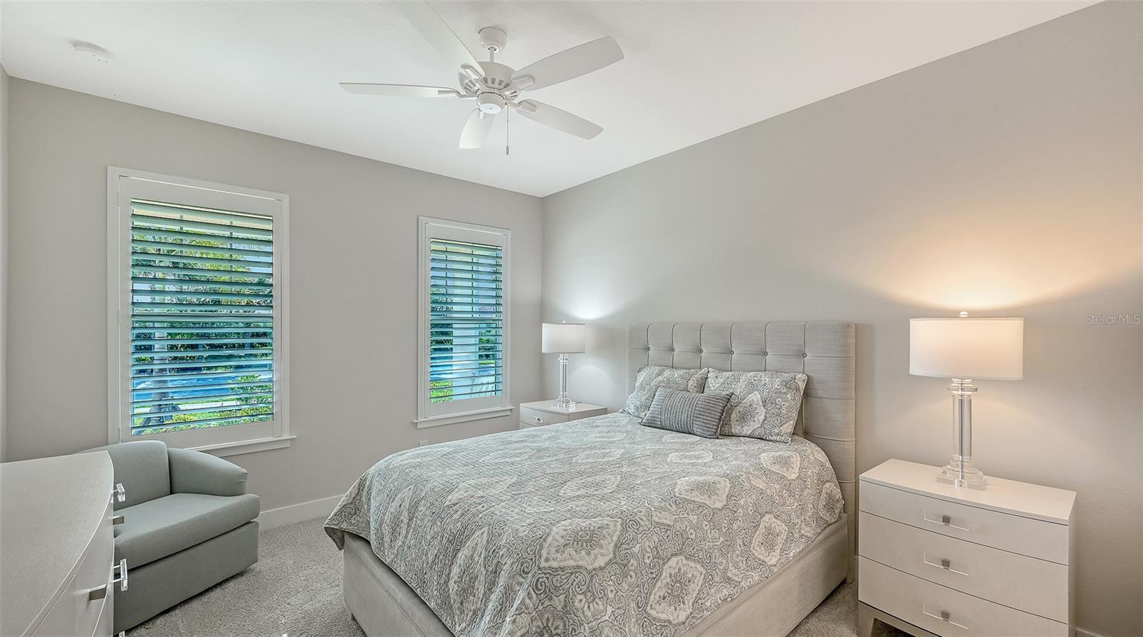 Image 17 of 43 For 5521 Blue Water Boulevard