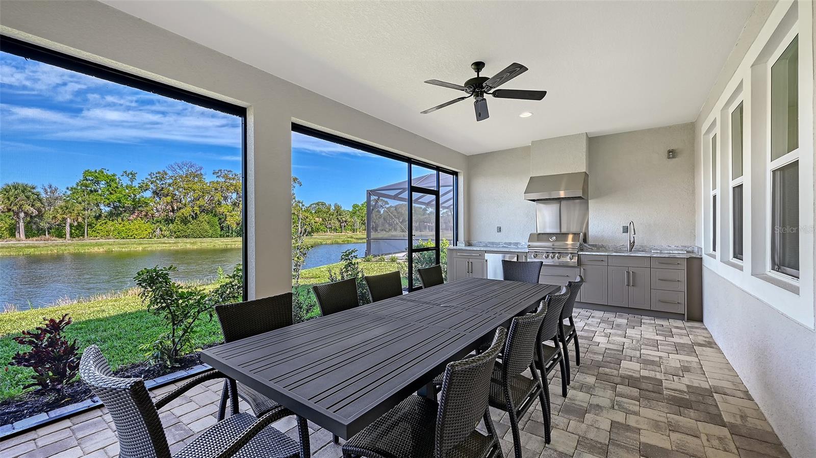 Image 22 of 43 For 5521 Blue Water Boulevard