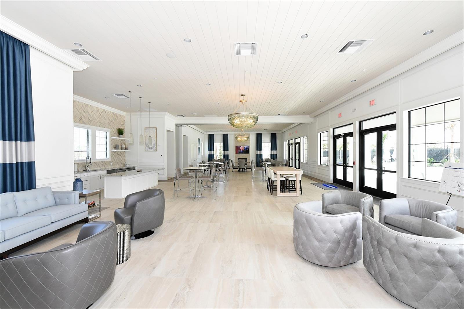 Image 37 of 43 For 5521 Blue Water Boulevard