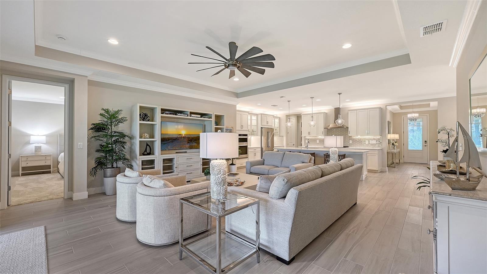 Image 9 of 43 For 5521 Blue Water Boulevard