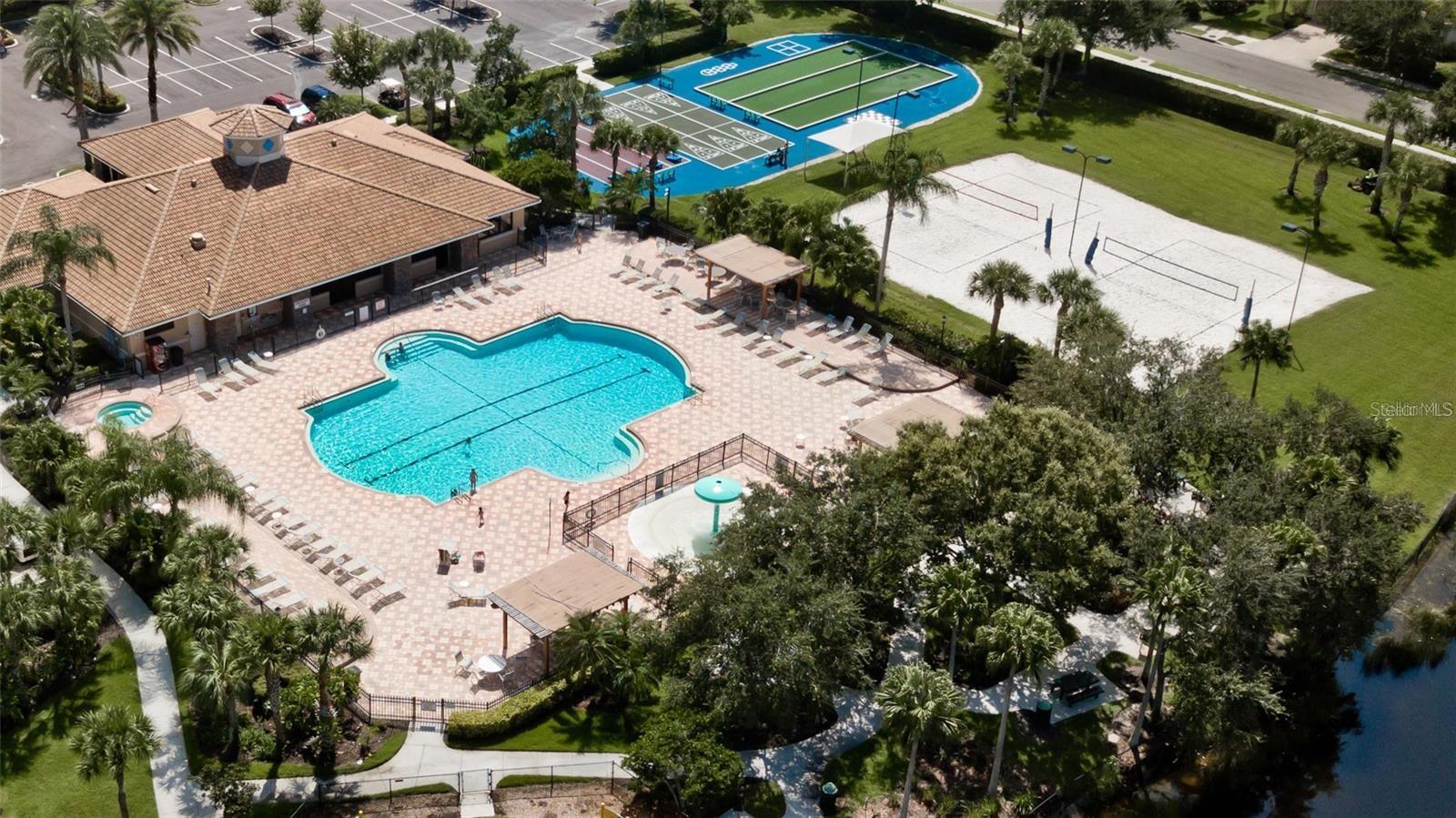 Image 27 of 47 For 1003 Fairwaycove Lane 205