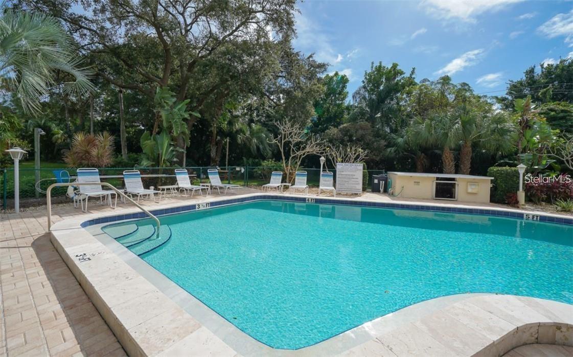 Image 20 of 25 For 183 Pineneedle Drive