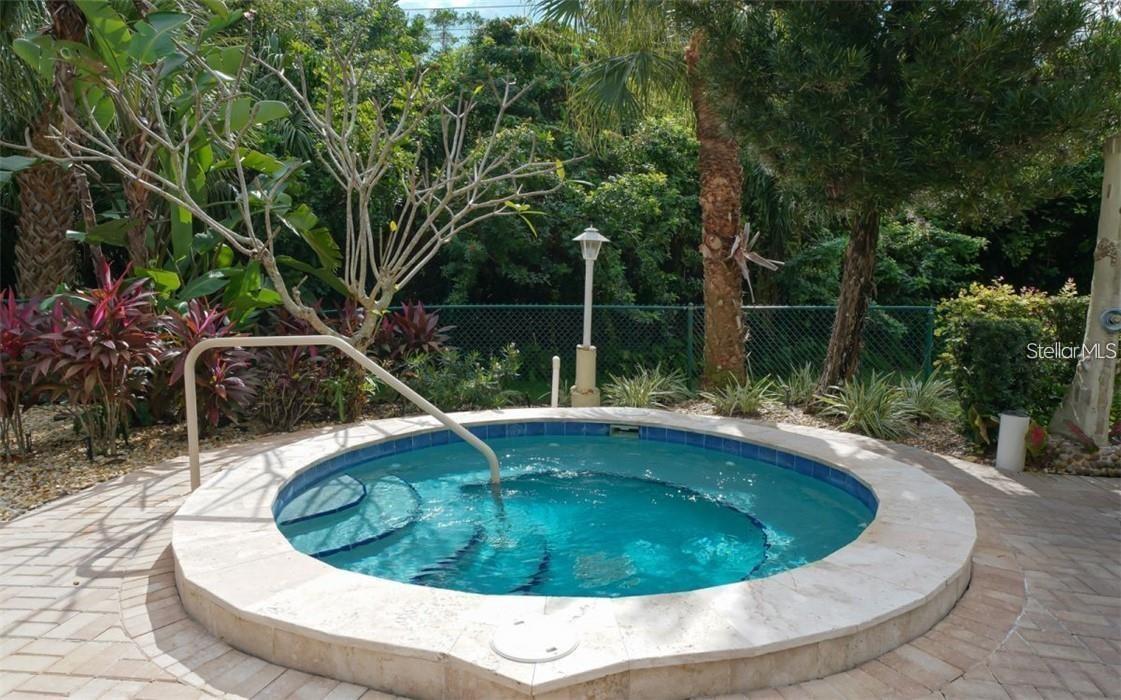 Image 21 of 25 For 183 Pineneedle Drive