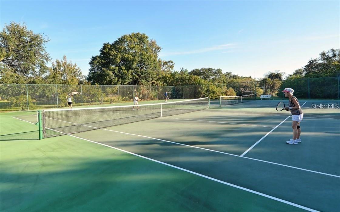 Image 23 of 25 For 183 Pineneedle Drive