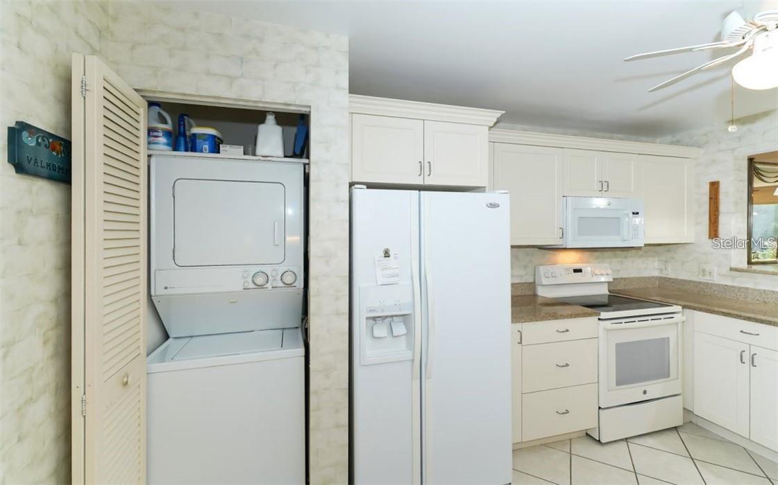 Image 9 of 25 For 183 Pineneedle Drive