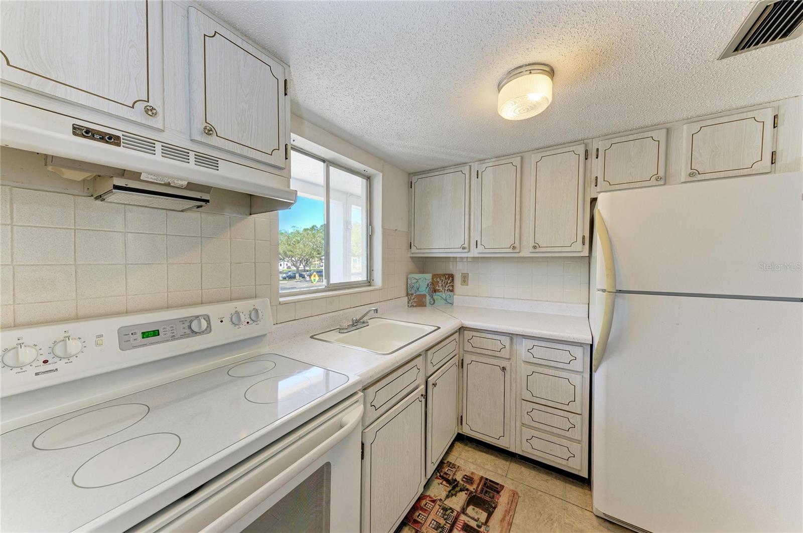 Image 18 of 35 For 2431 Flamingo Boulevard K25