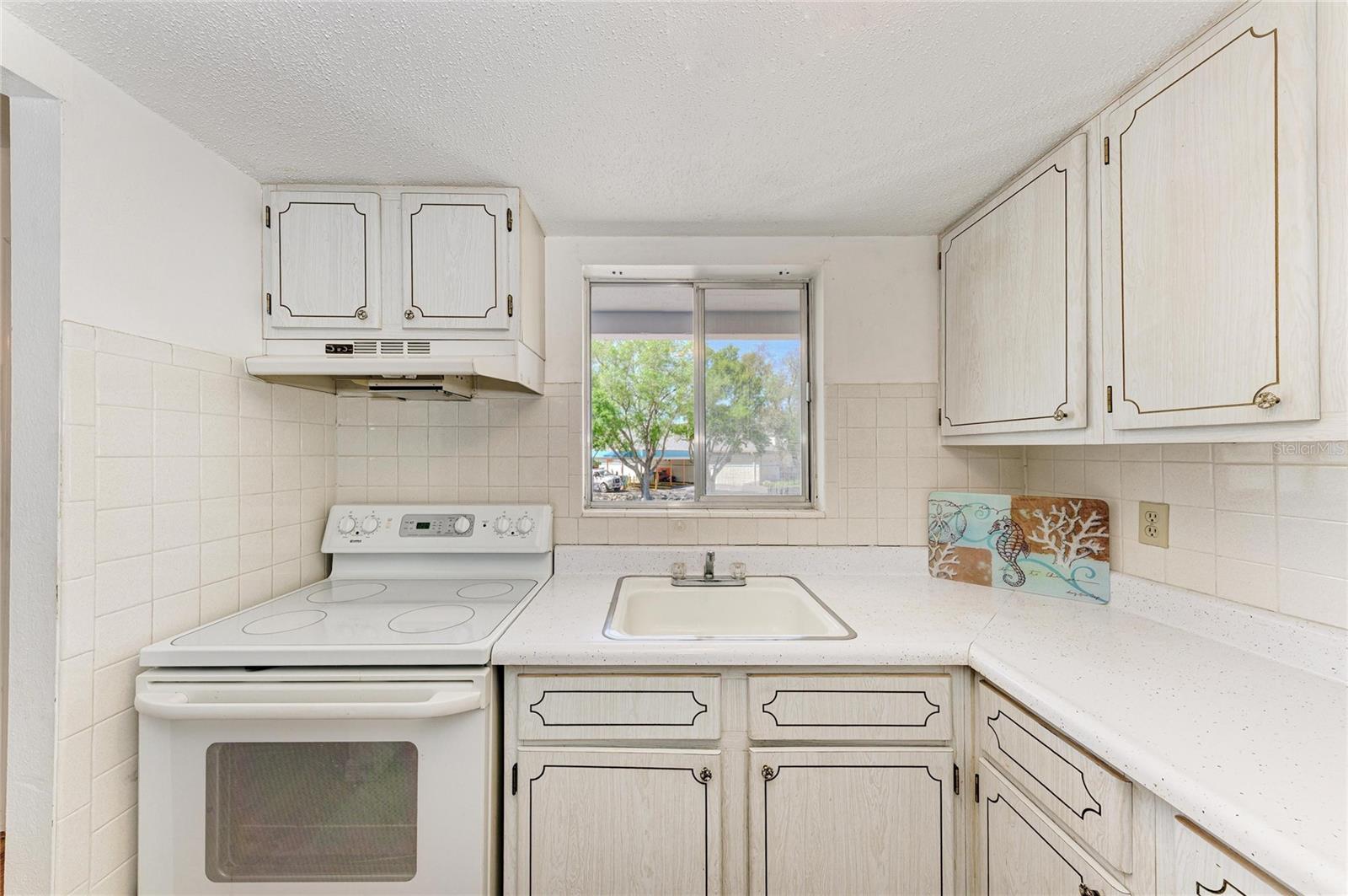 Image 21 of 35 For 2431 Flamingo Boulevard K25