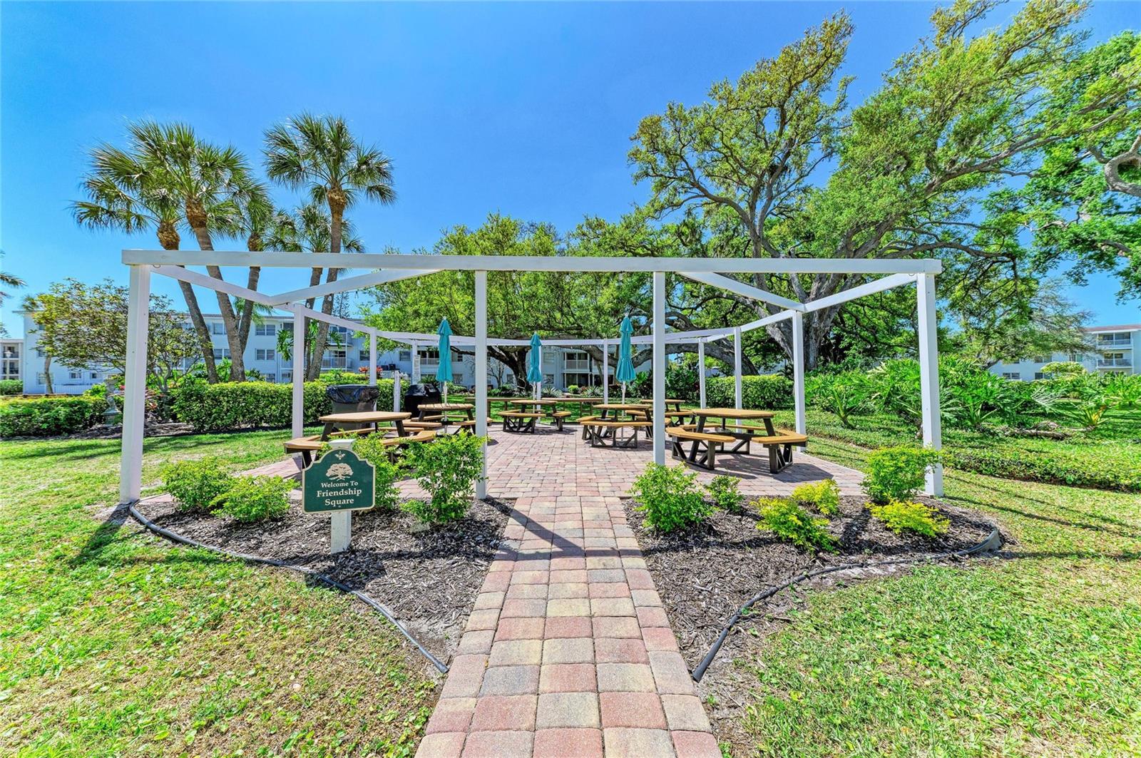 Image 4 of 35 For 2431 Flamingo Boulevard K25