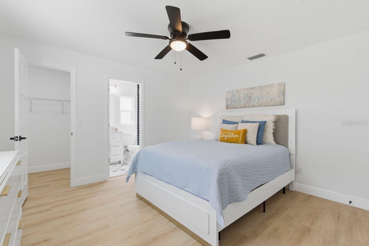 Image 21 of 52 For 1856 Mova Street