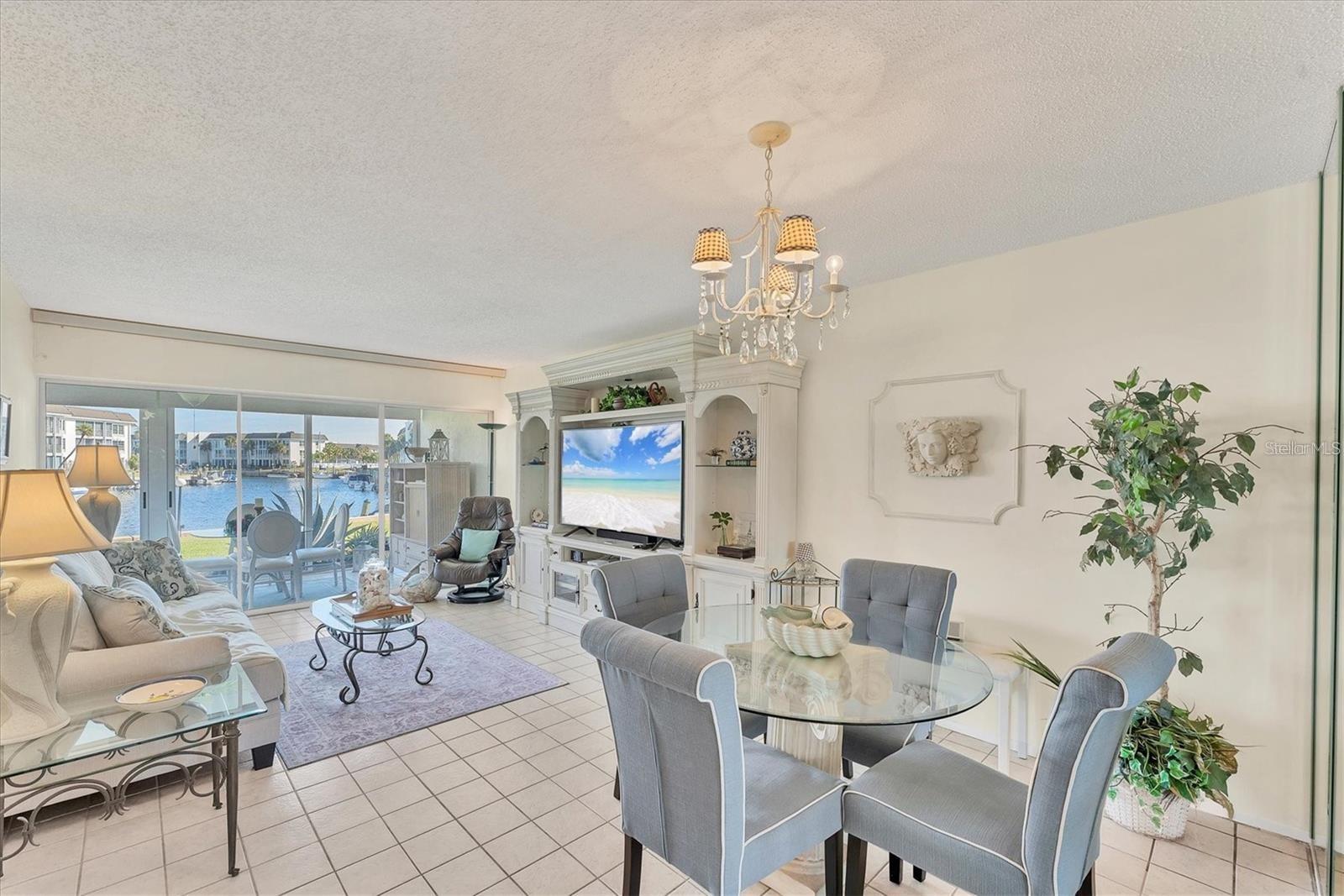 Image 14 of 69 For 4350 Chatham Drive 106