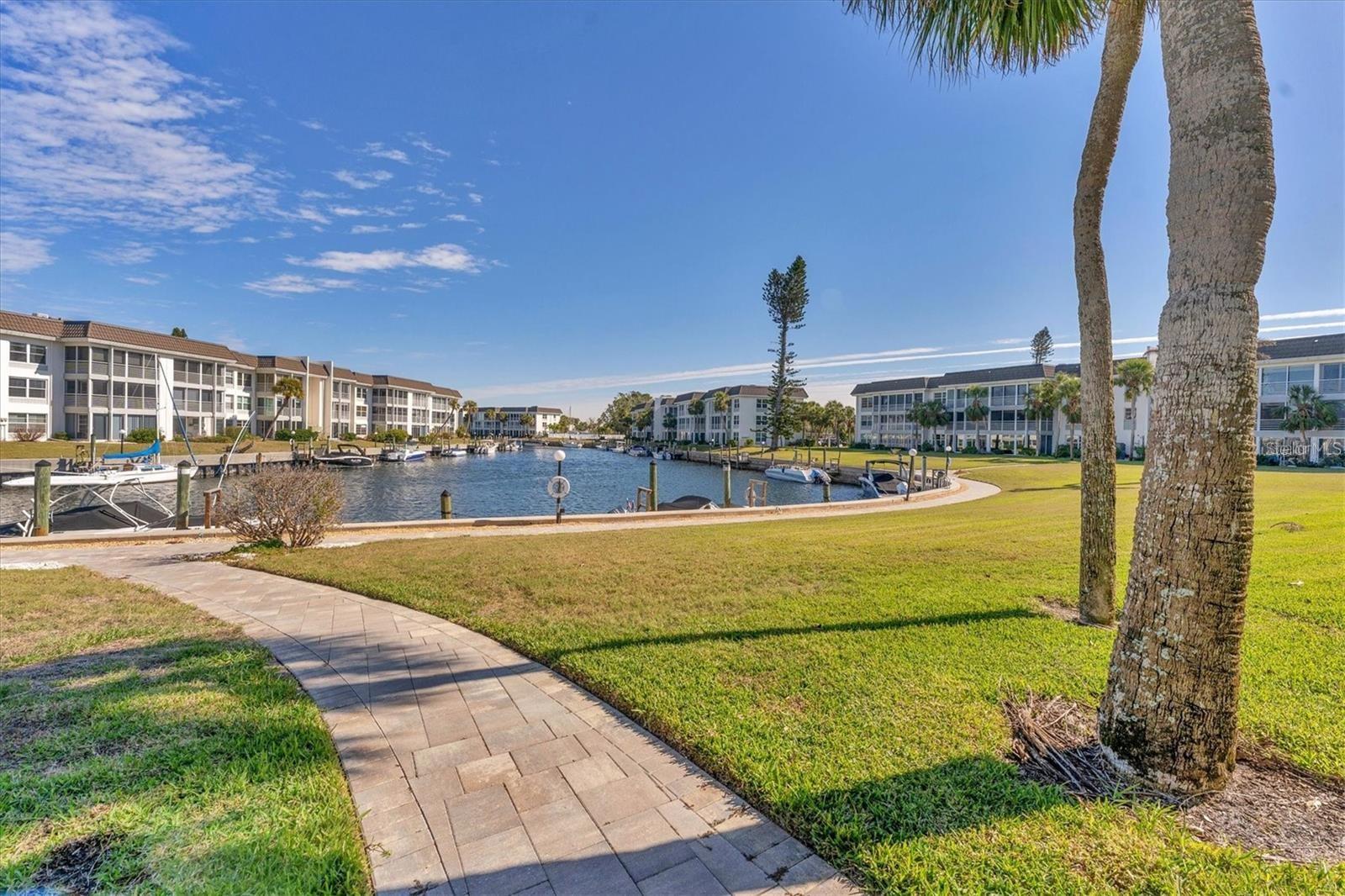 Image 27 of 69 For 4350 Chatham Drive 106