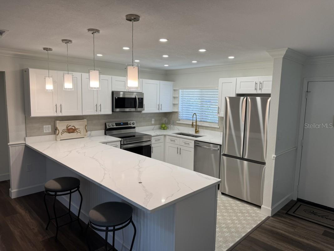 Image 2 of 12 For 4846 Gifford Boulevard