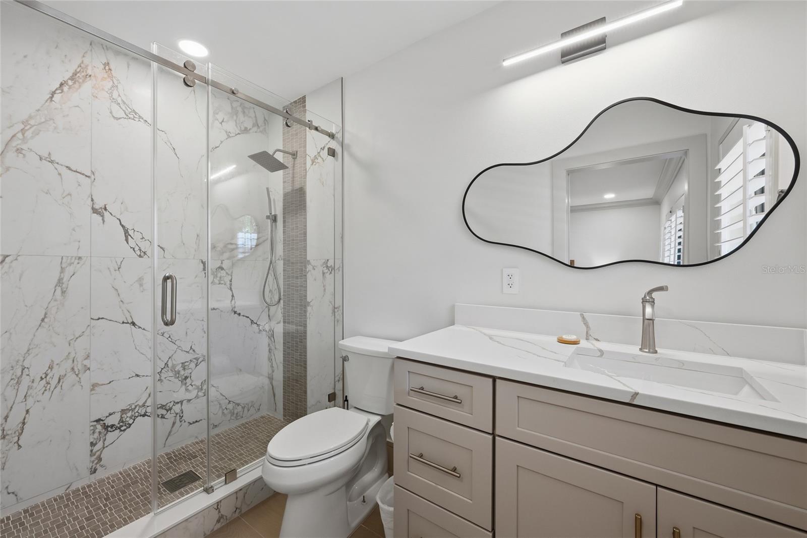 Image 22 of 43 For 408 Jackson Drive