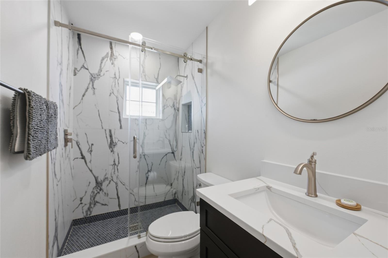 Image 26 of 43 For 408 Jackson Drive