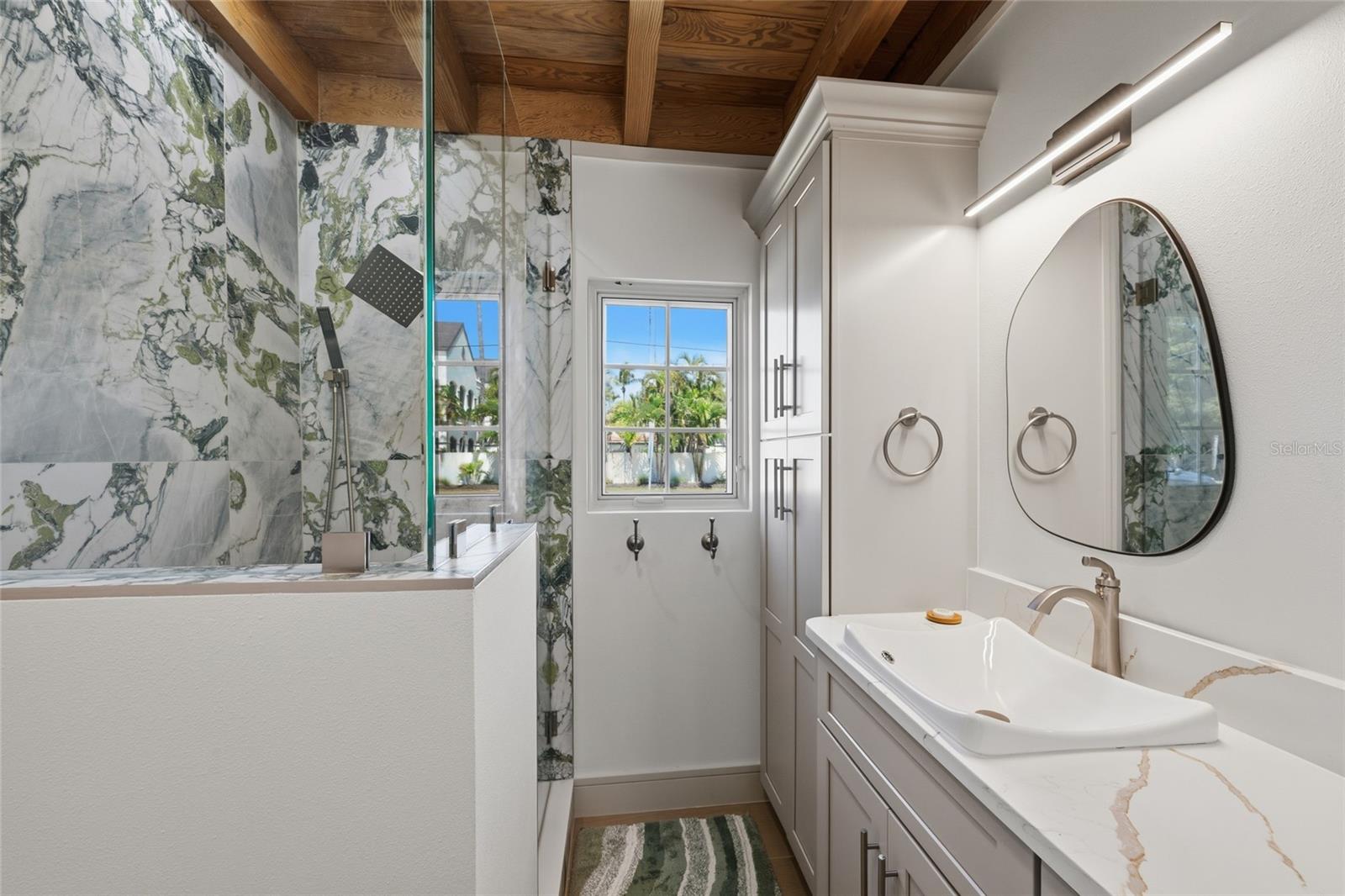 Image 31 of 43 For 408 Jackson Drive