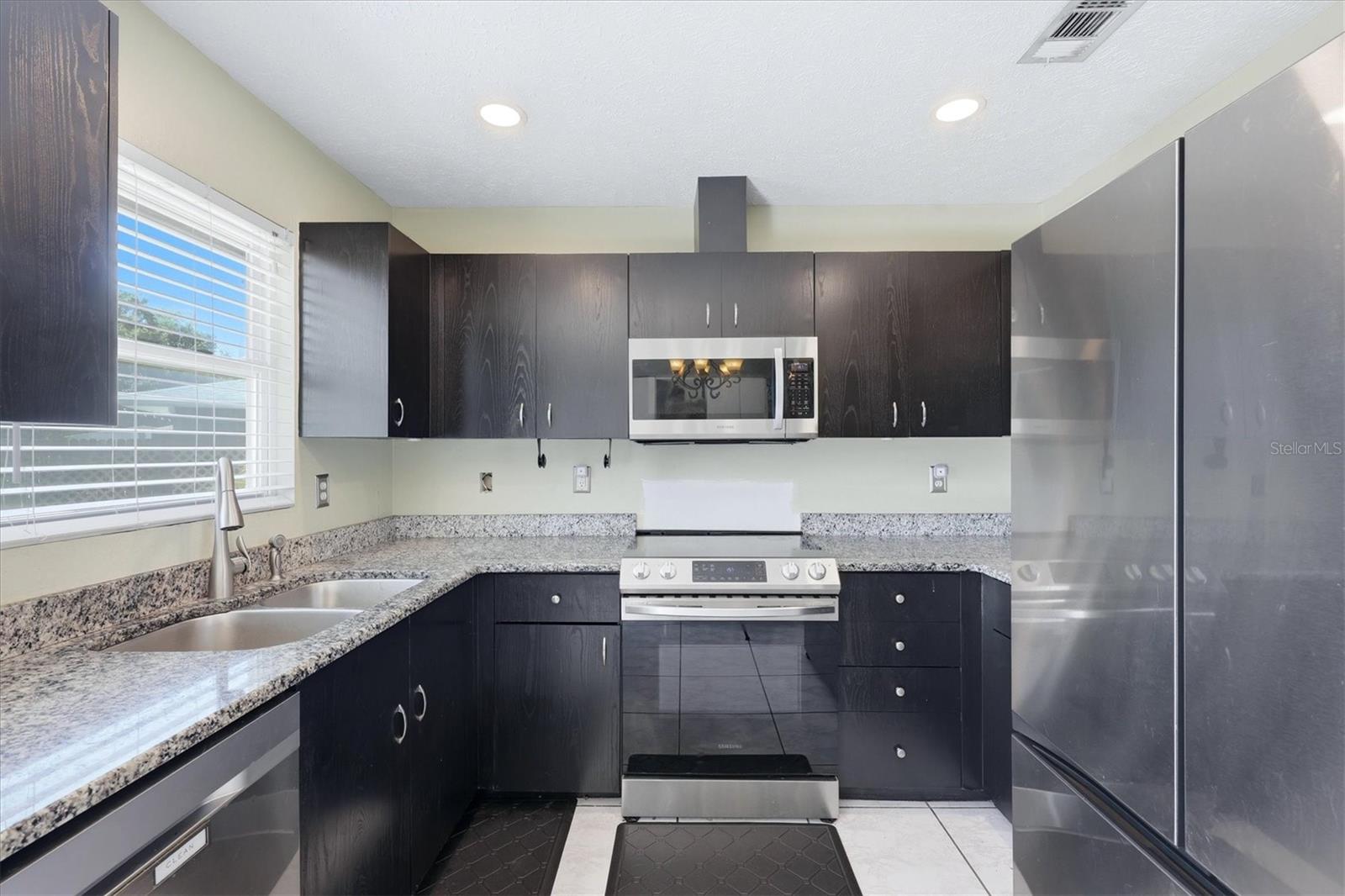 Image 12 of 30 For 4478 Longford Drive