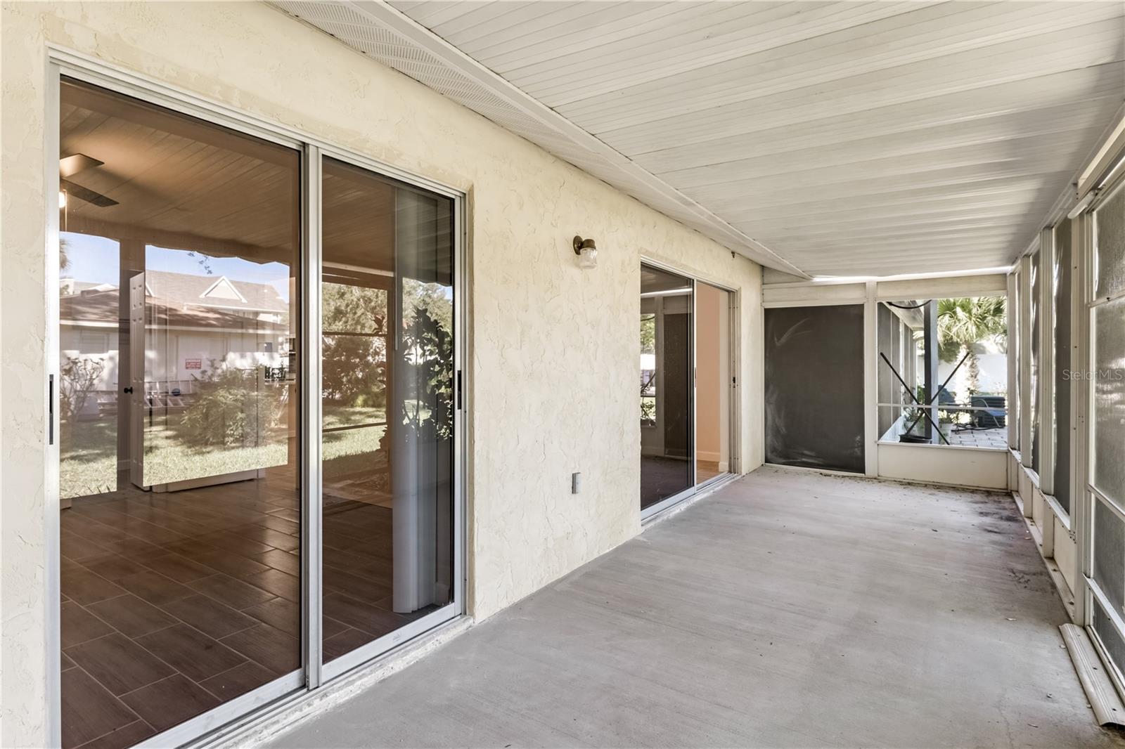 Image 22 of 25 For 5340 Royal Palm Avenue 5340