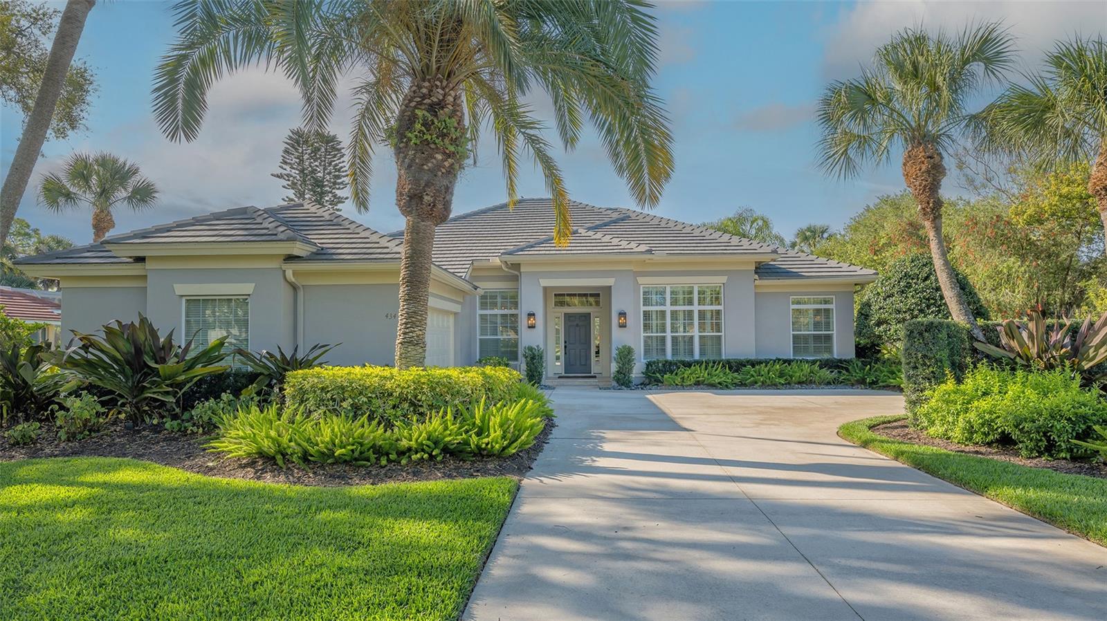 Image 2 of 55 For 434 Macewen Drive