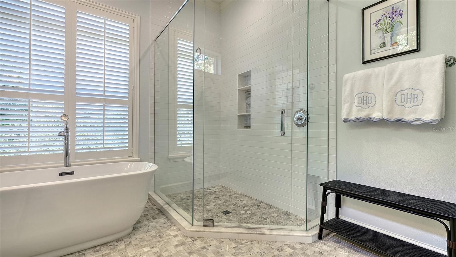 Image 37 of 55 For 434 Macewen Drive