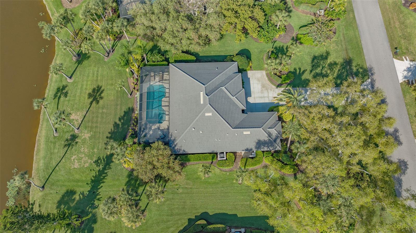 Image 47 of 55 For 434 Macewen Drive