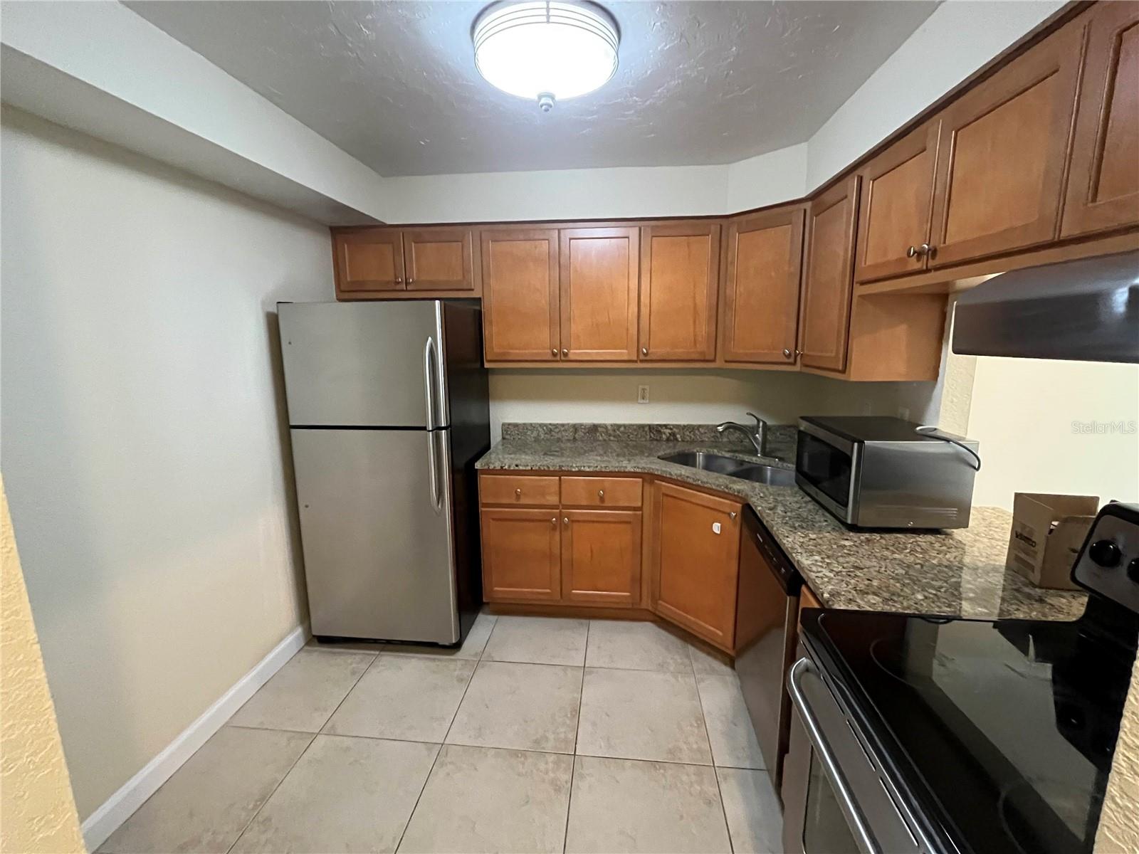 Image 3 of 24 For 2650 Coconut Bay Ln Lane 513