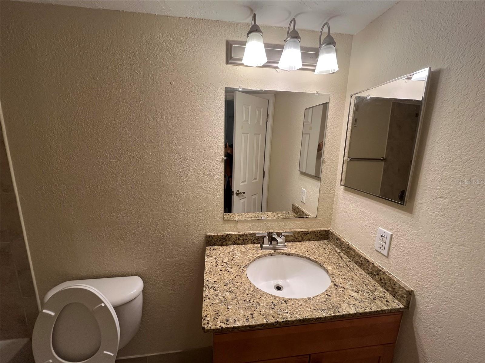 Image 9 of 24 For 2650 Coconut Bay Ln Lane 513