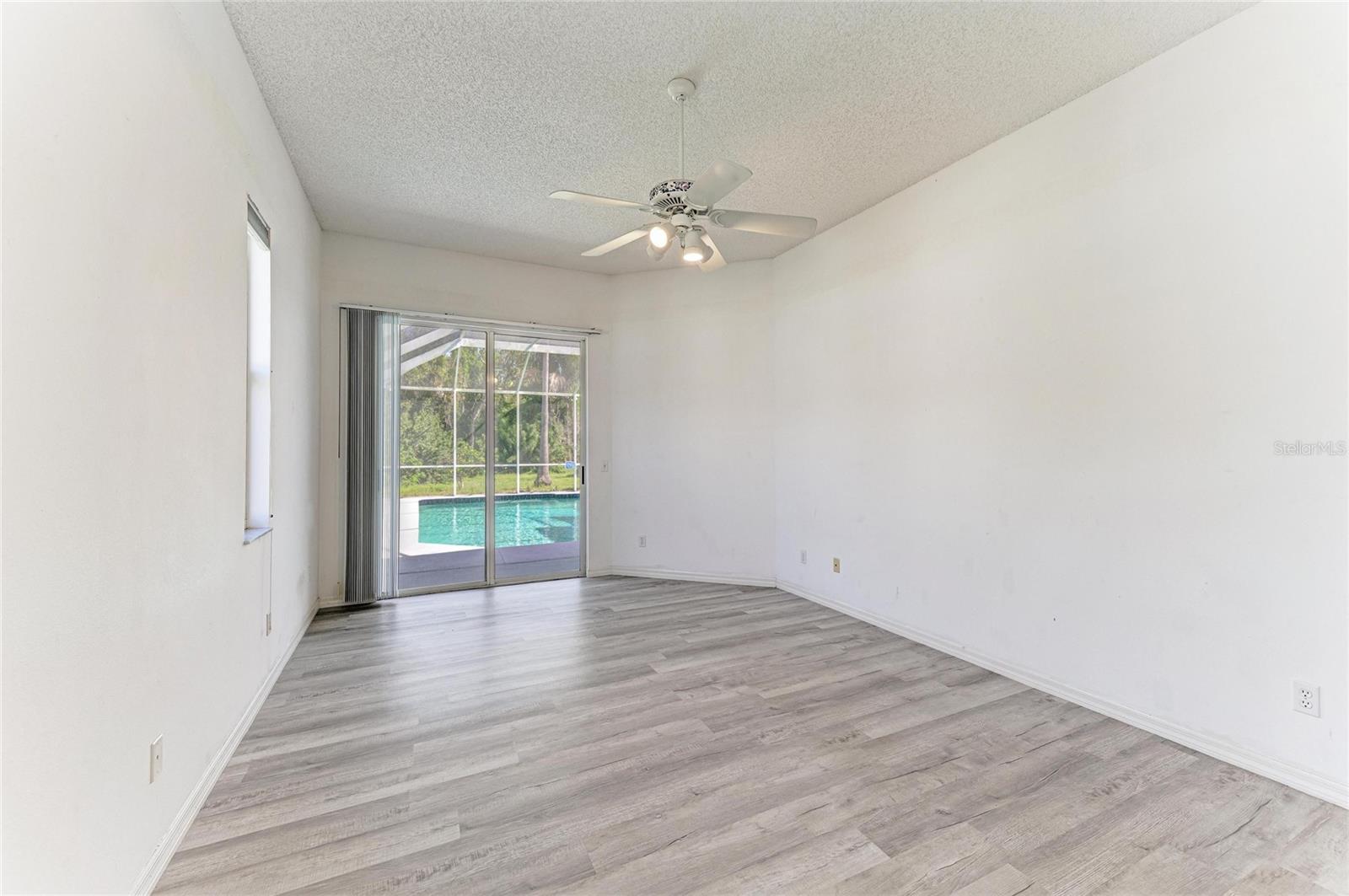 Image 22 of 41 For 4805 76th Court E