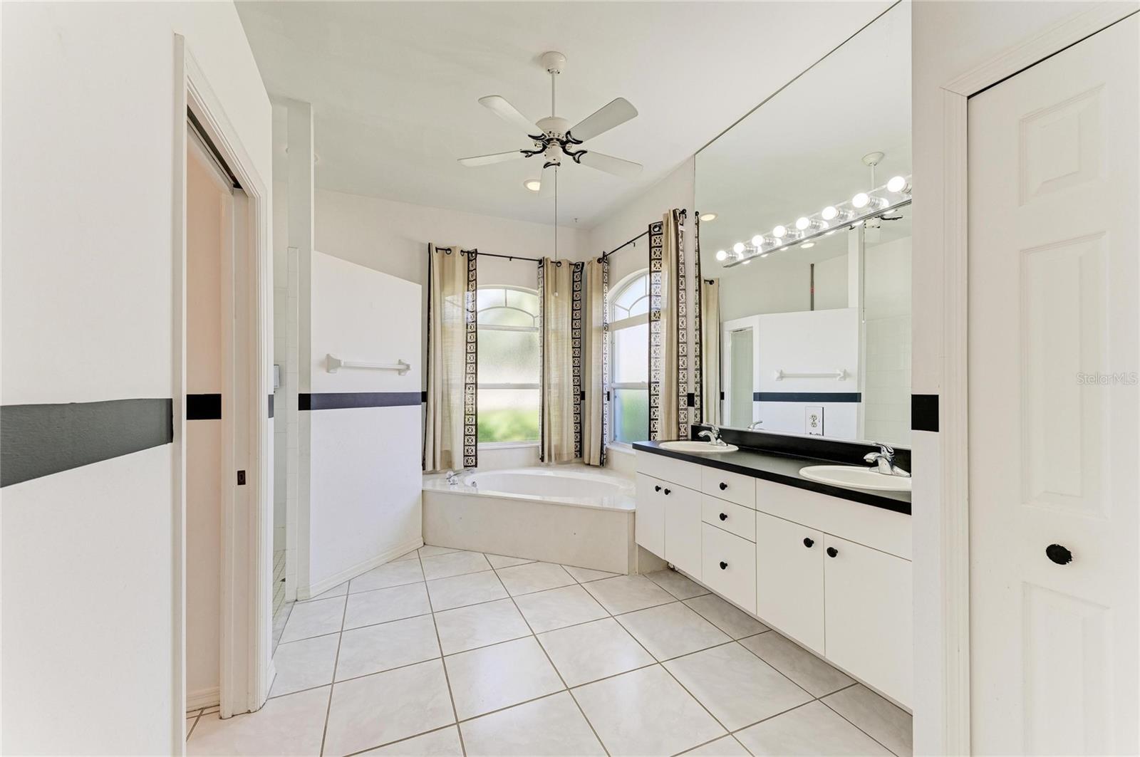 Image 23 of 41 For 4805 76th Court E