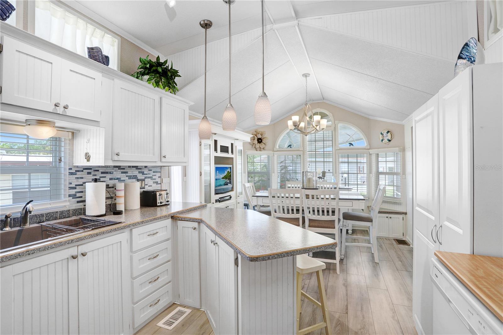 Image 12 of 28 For 3333 26th Avenue E 1104