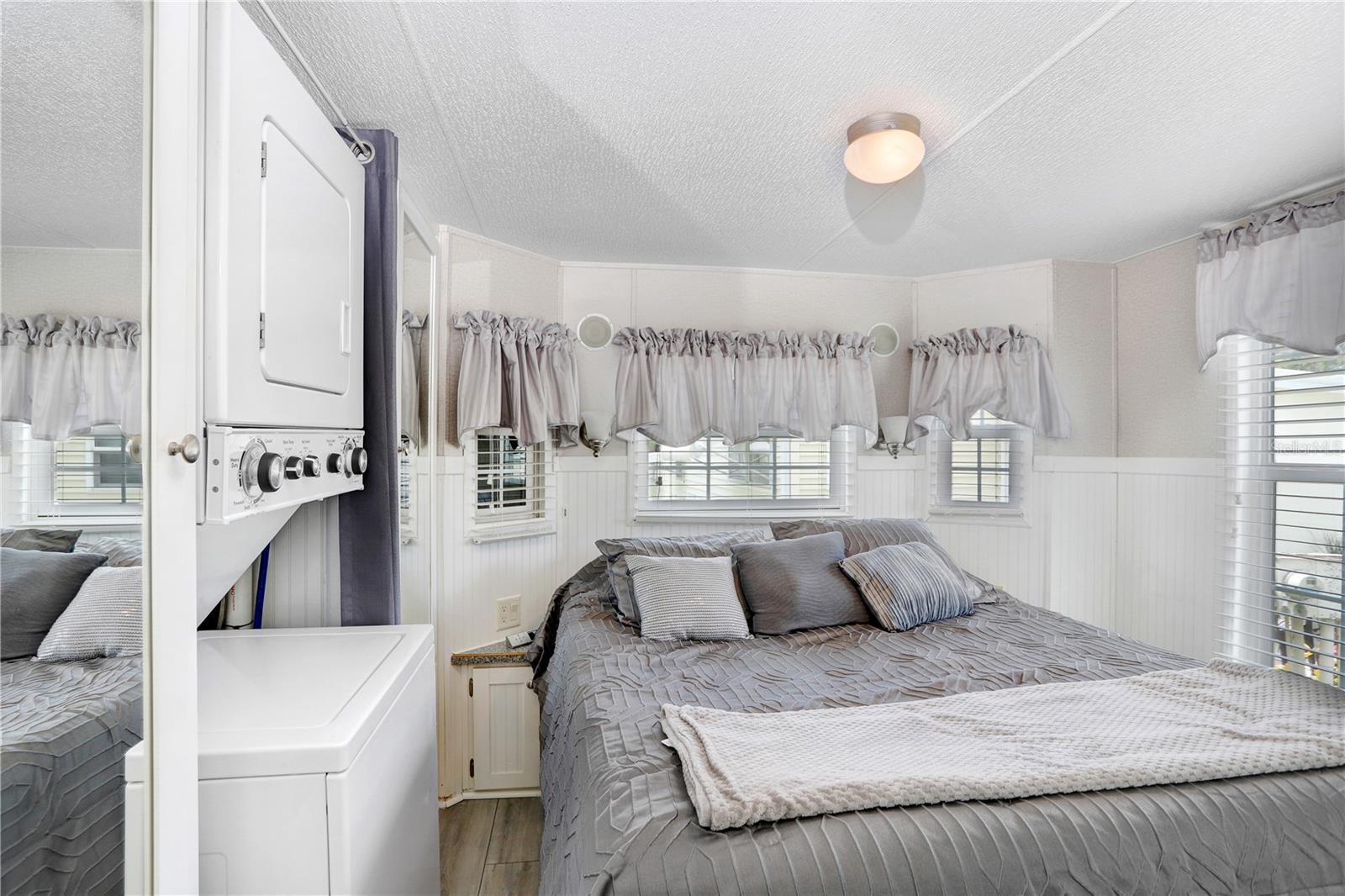 Image 16 of 28 For 3333 26th Avenue E 1104