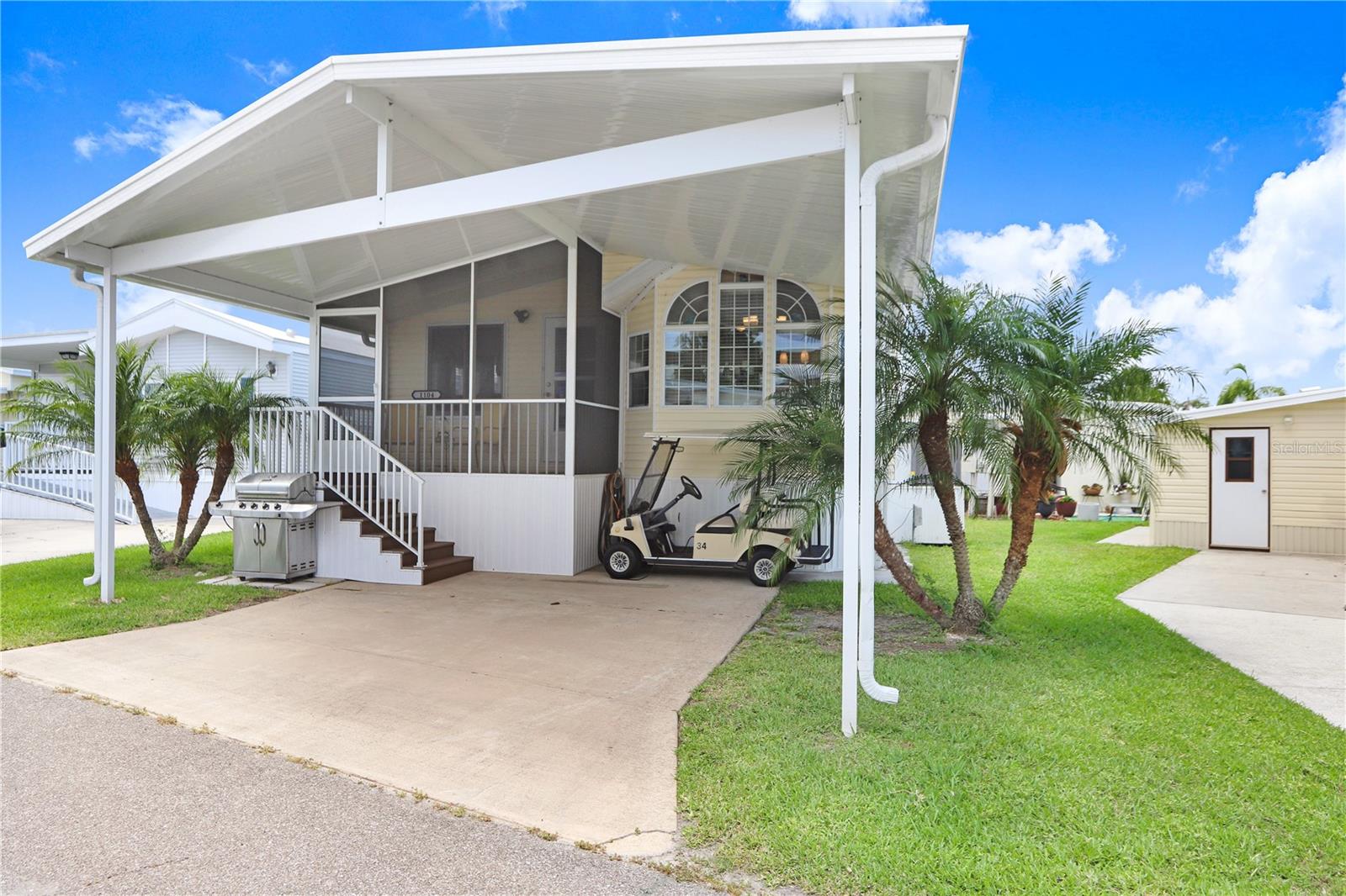 Image 2 of 28 For 3333 26th Avenue E 1104