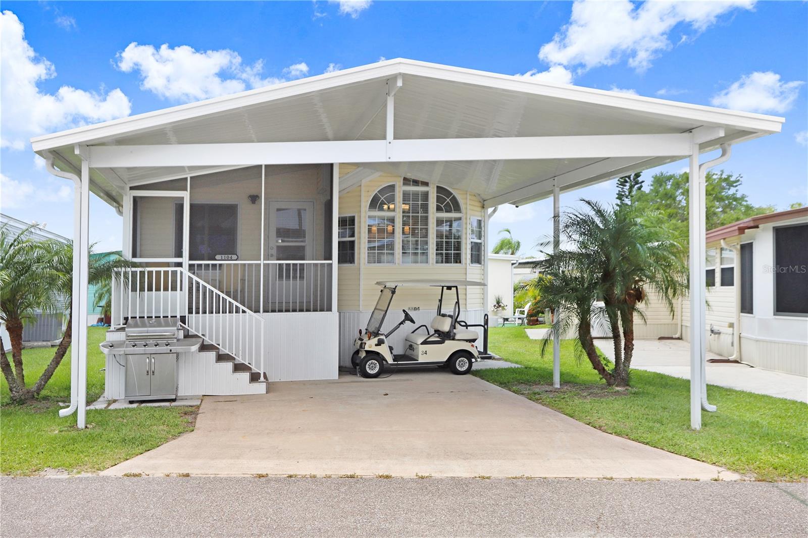 Image 3 of 28 For 3333 26th Avenue E 1104